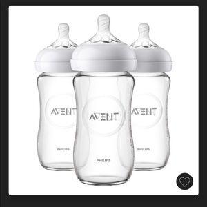 Philips Avent glass bottles, 3 pack, 8 ounces. Never opened.